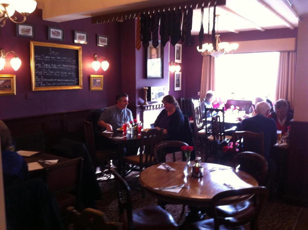 The Cricketers Inn Winchester Exterior foto